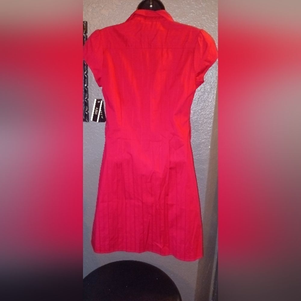 Adorable Button up red dress w/cap sleeves & stretch😉 - Picture 5 of 8